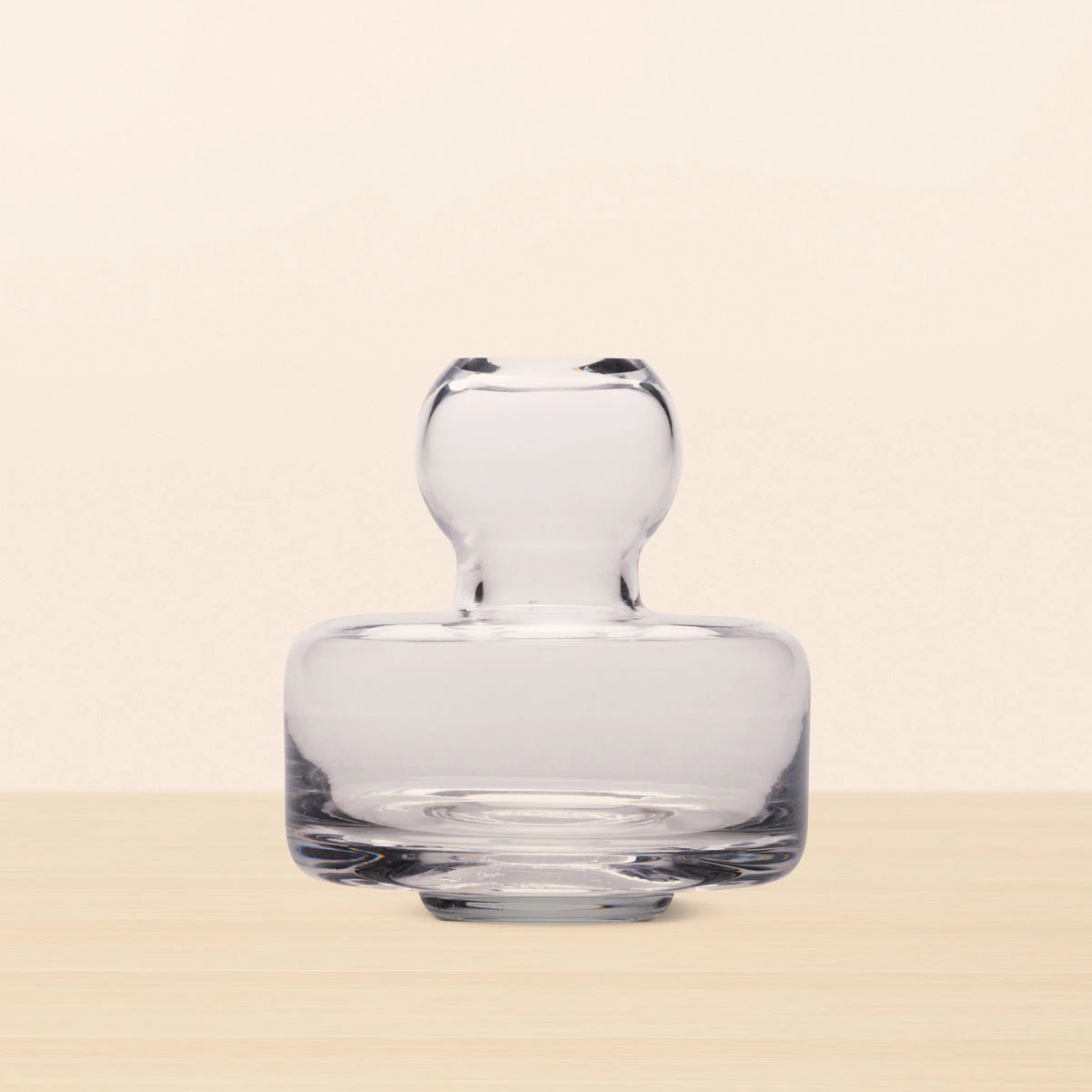 Marimekko Clear Flower Vase 5 Marimekko Clear Flower Vase - Image 3