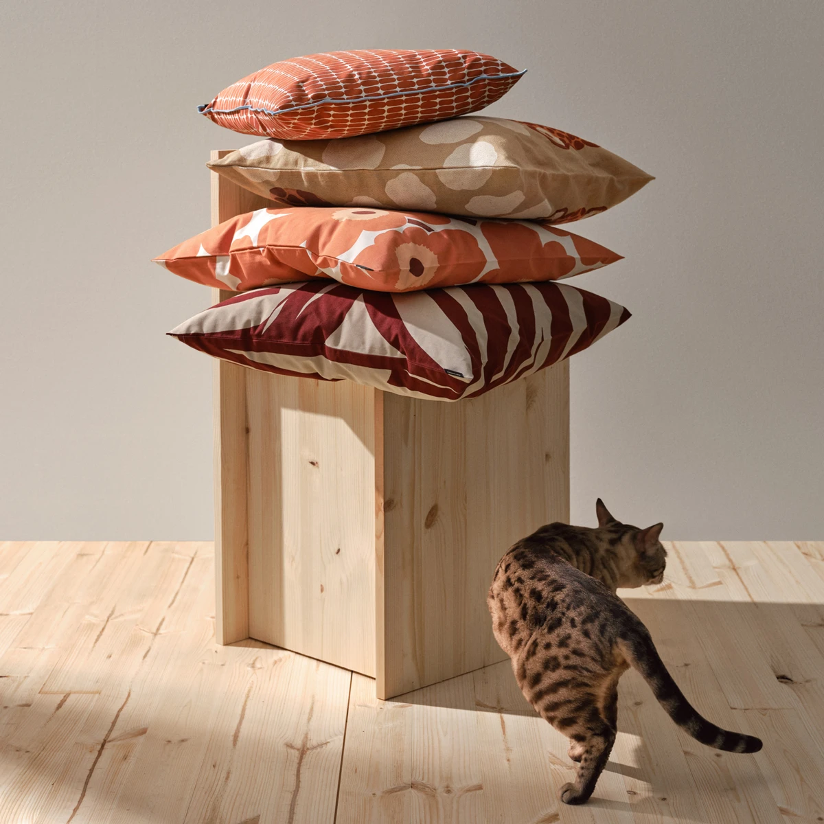 Marimekko Kaksoset Beige / Apricot / Maroon Large Throw Pillow 3 Marimekko Kaksoset Beige / Apricot / Maroon Large Throw Pillow