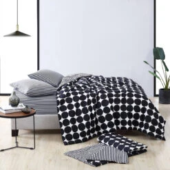 Marimekko Kivet Black / Ajo Black Reversible King Blanket -home decoration marimekko kivet black ajo black reversible king blanket 82