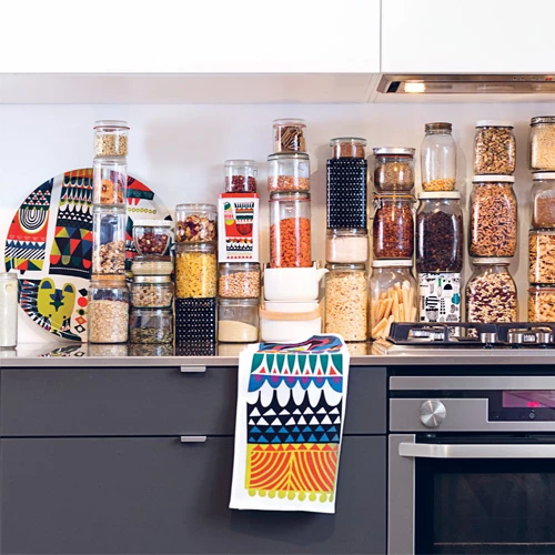 Marimekko Kukkuluuruu Large White/Green/Red Tin 3 Marimekko Kukkuluuruu Large White/Green/Red Tin