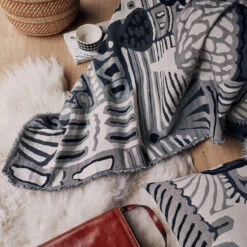 Marimekko Kumiseva Black / White Blanket -home decoration marimekko kumiseva black white blanket 123