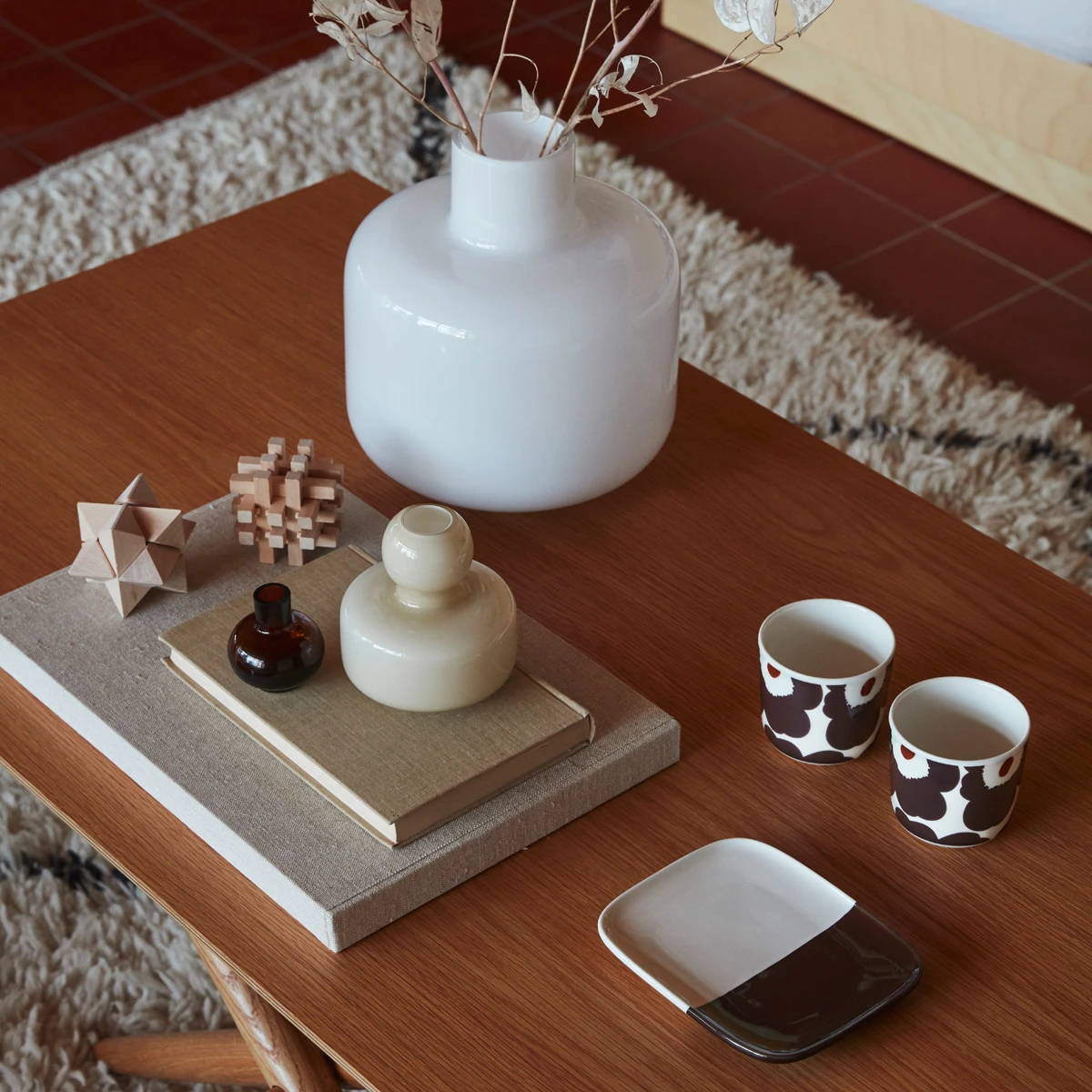 Marimekko Mini Dark Brown Vase 6 Marimekko Mini Dark Brown Vase - Image 4