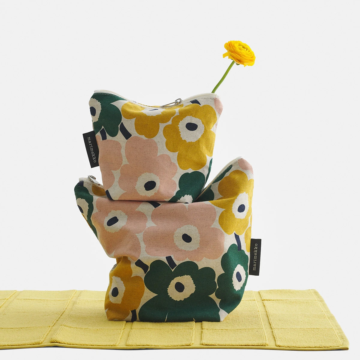 Marimekko Mini Unikko Green / Pink / Yellow Large Cosmetic Bag 4 Marimekko Mini Unikko Green / Pink / Yellow Large Cosmetic Bag - Image 2