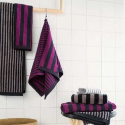 Marimekko Kaksi Raitaa Purple / Black Washcloth
