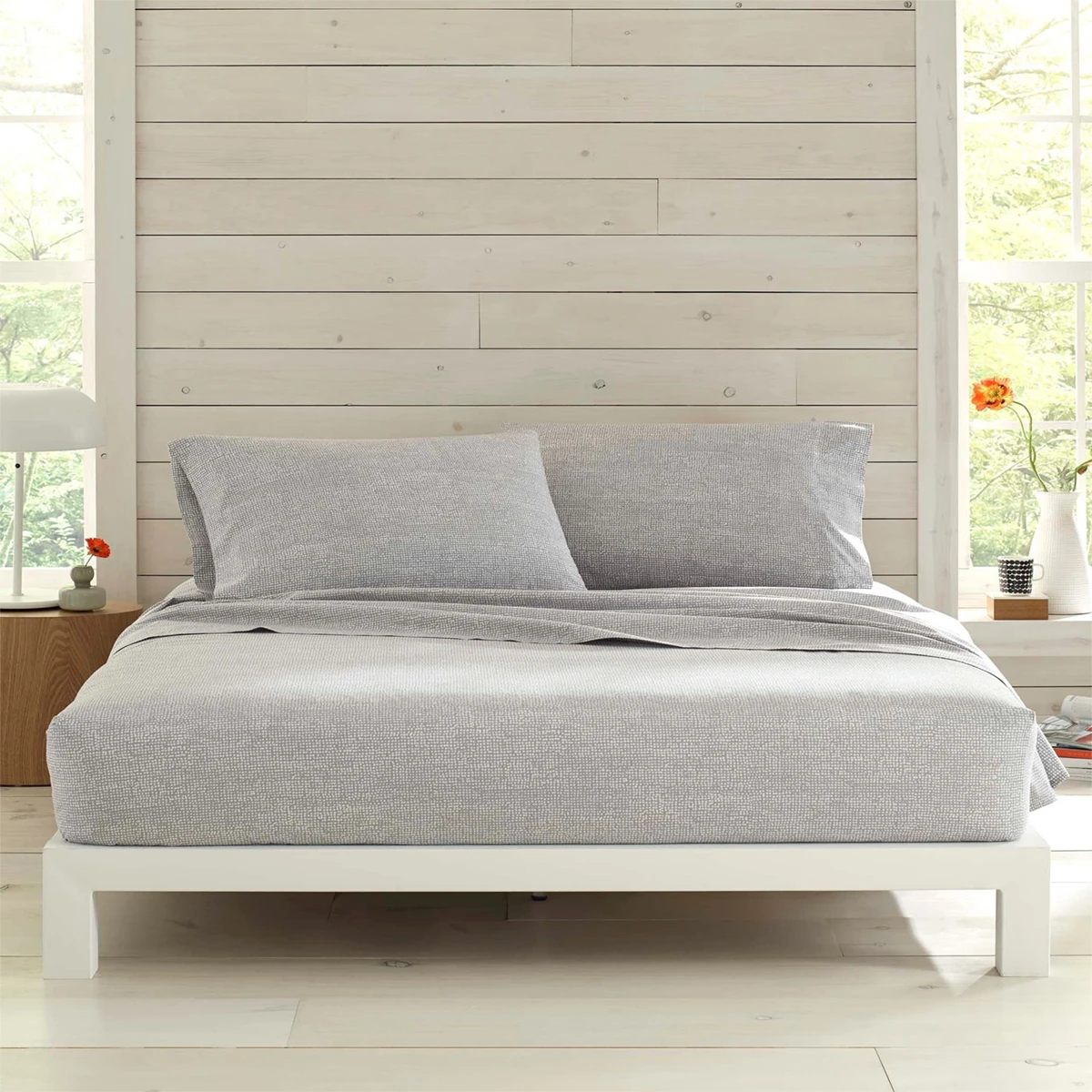 Marimekko Orkanen Grey / White Queen Sheet Set 3 Marimekko Orkanen Grey / White Queen Sheet Set