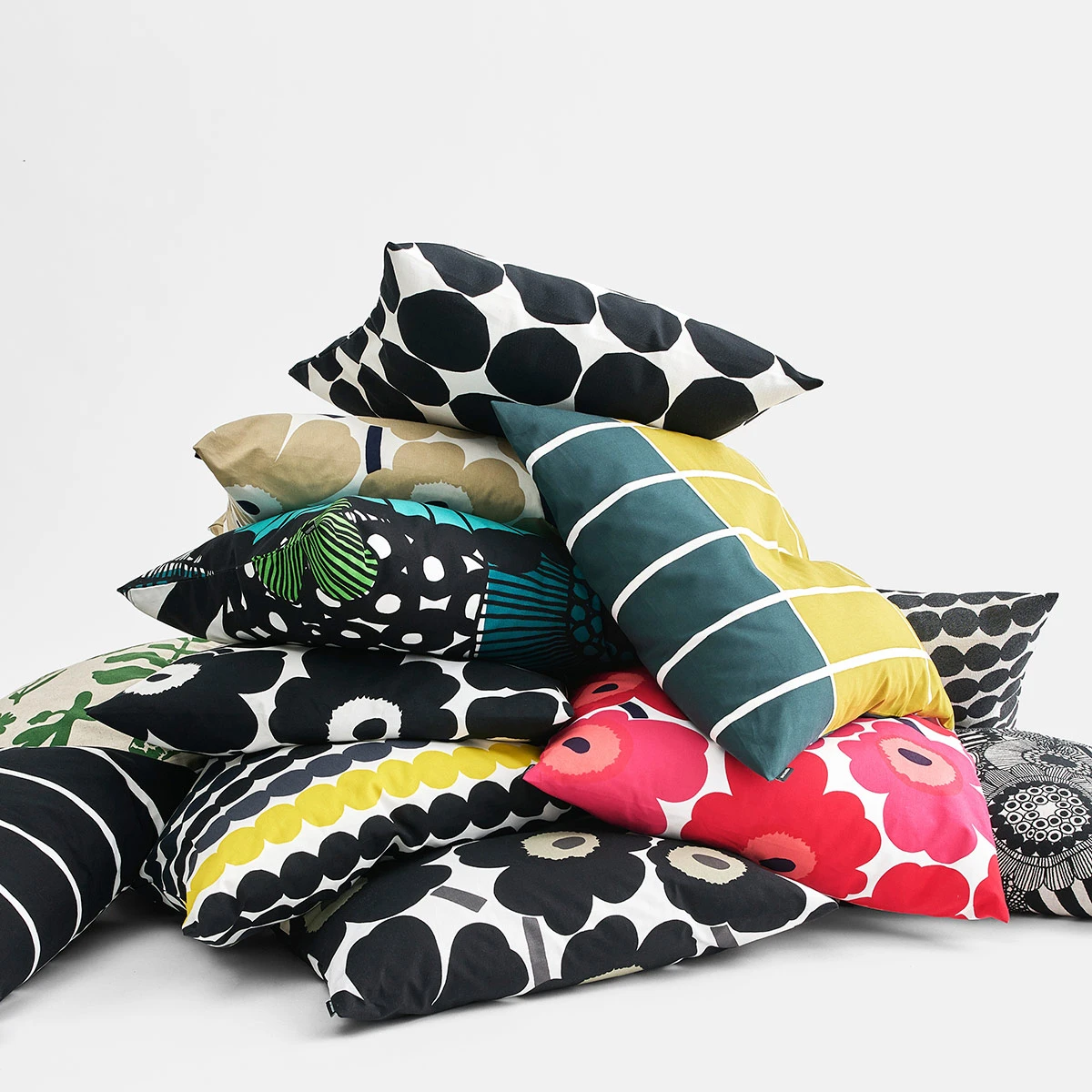 Marimekko Pieni Siirtolapuutarha Green / Turquoise Large Throw Pillow 4 Marimekko Pieni Siirtolapuutarha Green / Turquoise Large Throw Pillow - Image 2