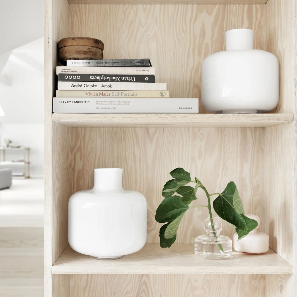 Marimekko Powder Pink Flower Vase 4 Marimekko Powder Pink Flower Vase - Image 2