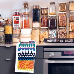 Marimekko Puutarhurin Parhaat Large Tin