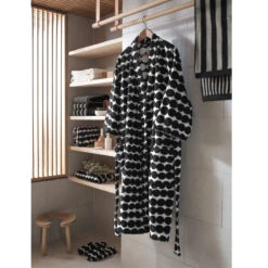 Marimekko Rasymatto Black / White Bathrobe