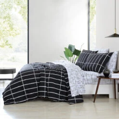 Marimekko Tiiliviski Black / White King Duvet Cover Set 10 Marimekko Tiiliviski Black / White King Duvet Cover Set -home decoration marimekko tiiliviski black white king duvet cover set 60