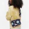 Marimekko Toivio Unikko Blue / Beige Shoulder Bag -home decoration marimekko toivio unikko blue beige shoulder bag 52