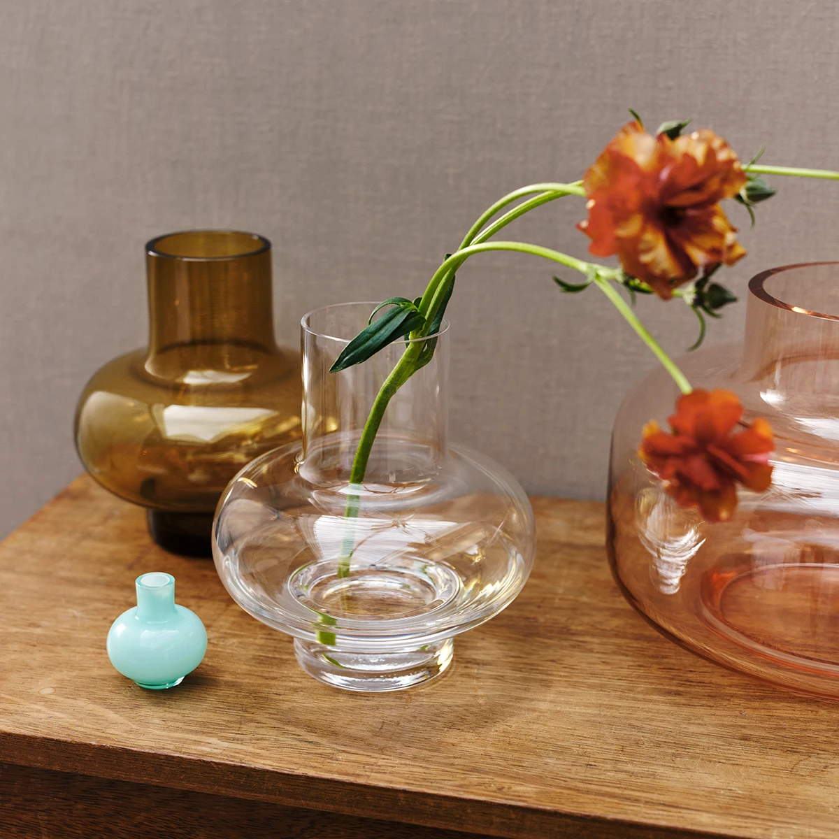 Marimekko Umpu Amber Vase 7 Marimekko Umpu Amber Vase - Image 5