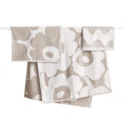 Marimekko Unikko Beige Bath Towel -home decoration marimekko unikko beige bath towel 59