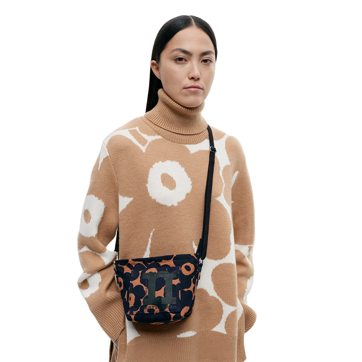 Marimekko Unikko Brown / Navy Blue Mini Crossbody Bag 5 Marimekko Unikko Brown / Navy Blue Mini Crossbody Bag - Image 3