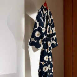 Marimekko Unikko White / Dark Blue / Gold Bathrobe 10 Marimekko Unikko White / Dark Blue / Gold Bathrobe -home decoration marimekko unikko white dark blue gold bathrobe 48