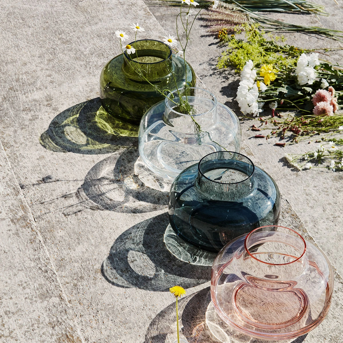 Marimekko Urna Coral Vase 7 Marimekko Urna Coral Vase - Image 5