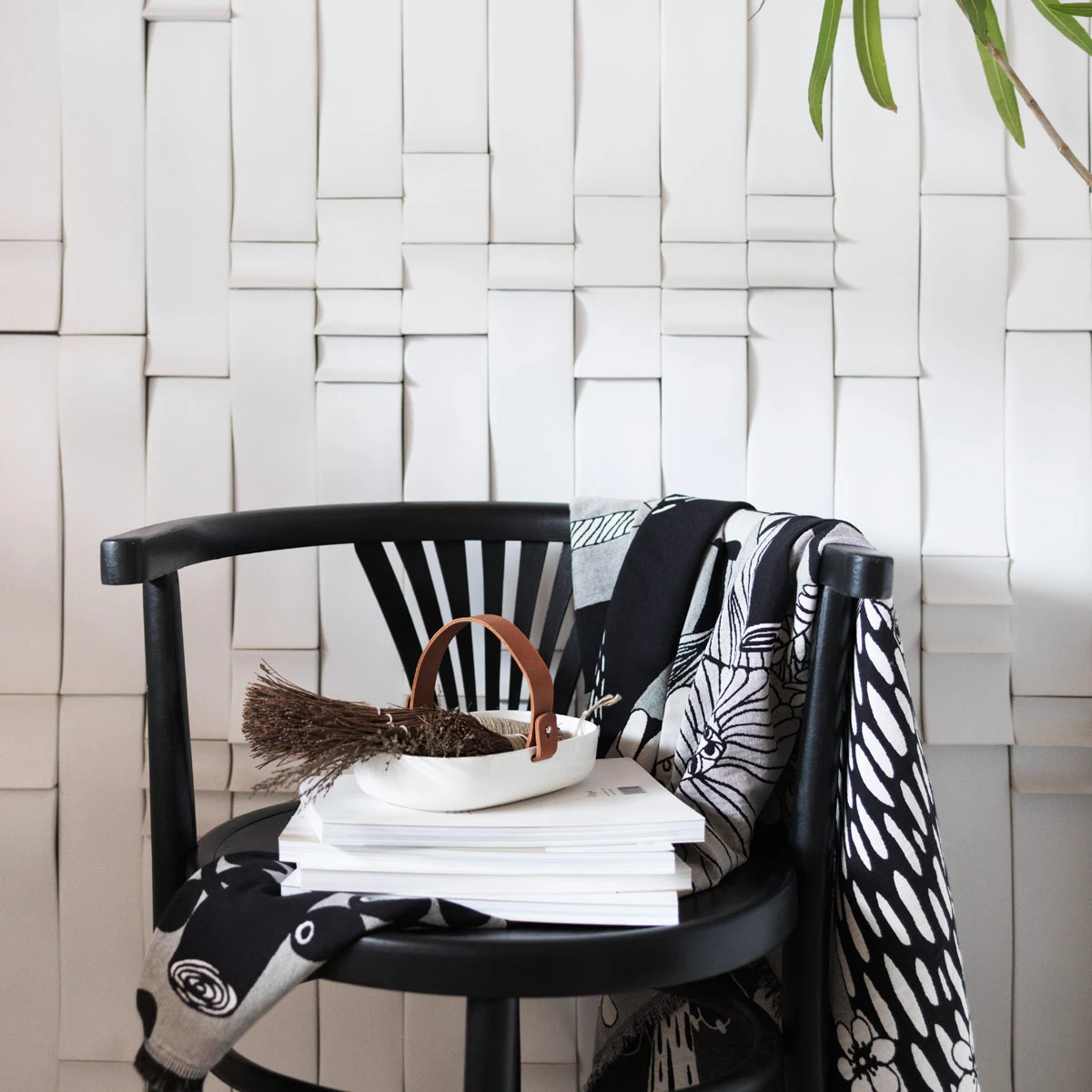 Marimekko Veljekset Finland 100 Throw Blanket 6 Marimekko Veljekset Finland 100 Throw Blanket - Image 4