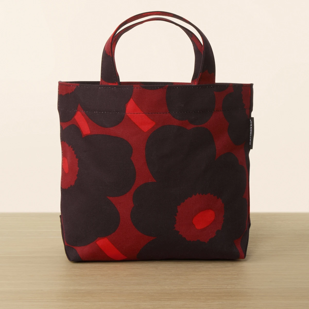 Marimekko Veronika Unikko Pieni Bag 4 Marimekko Veronika Unikko Pieni Bag - Image 2