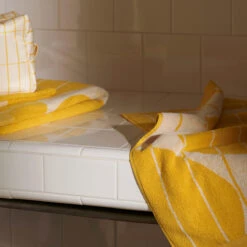 Marimekko Vesi Unikko Yellow / Beige Bath Towel - Anniversary Edition -home decoration marimekko vesi unikko yellow beige anniversary bath towel 34